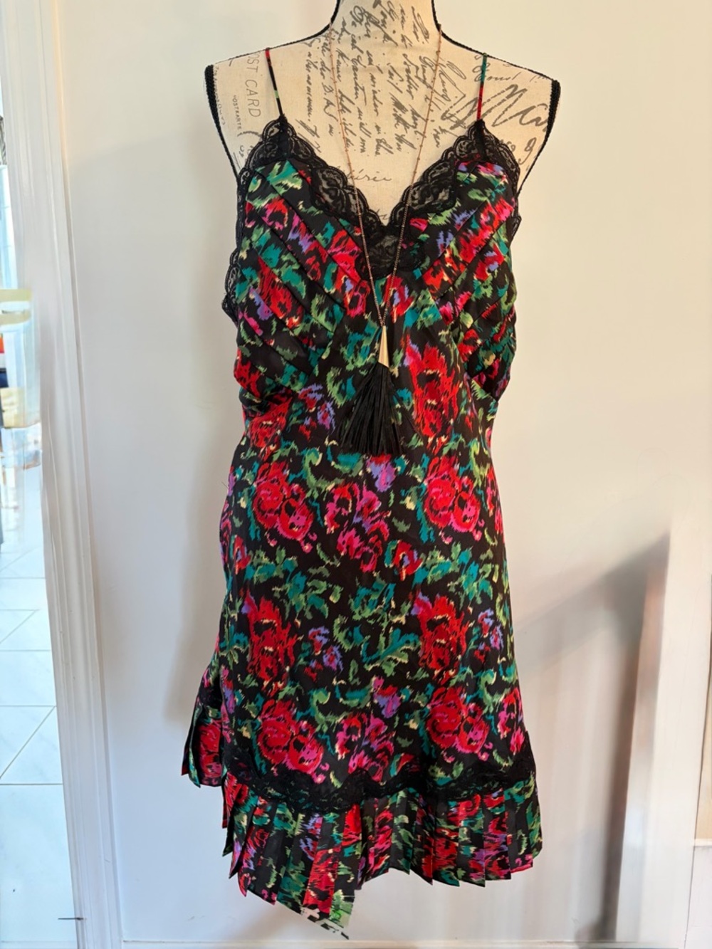 Victoria's Secret Slip with Multicolor Floral Print and Lace